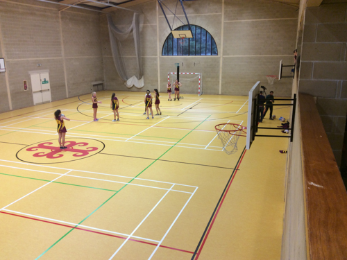 Sportcsarnok a Downside Schoolban